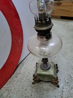Antike Petroleumlampe mit Marmorfuss, Vintage Lampe