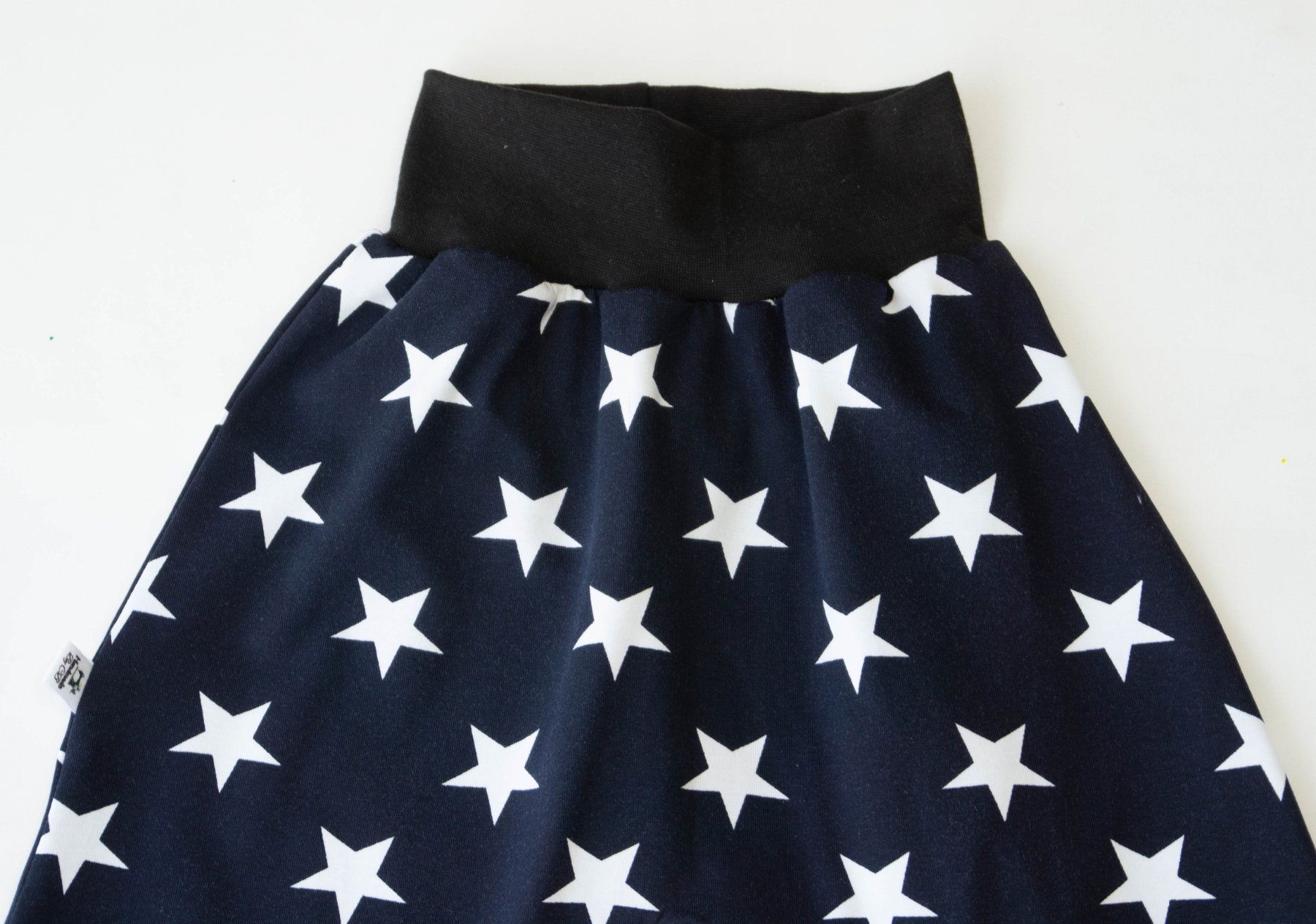 Pantaloni: Pumphose mit Sternen  Gr.98/104 NEU – Nuovo e nell'imballaggio originale da Zürich venduto da sambaum 2