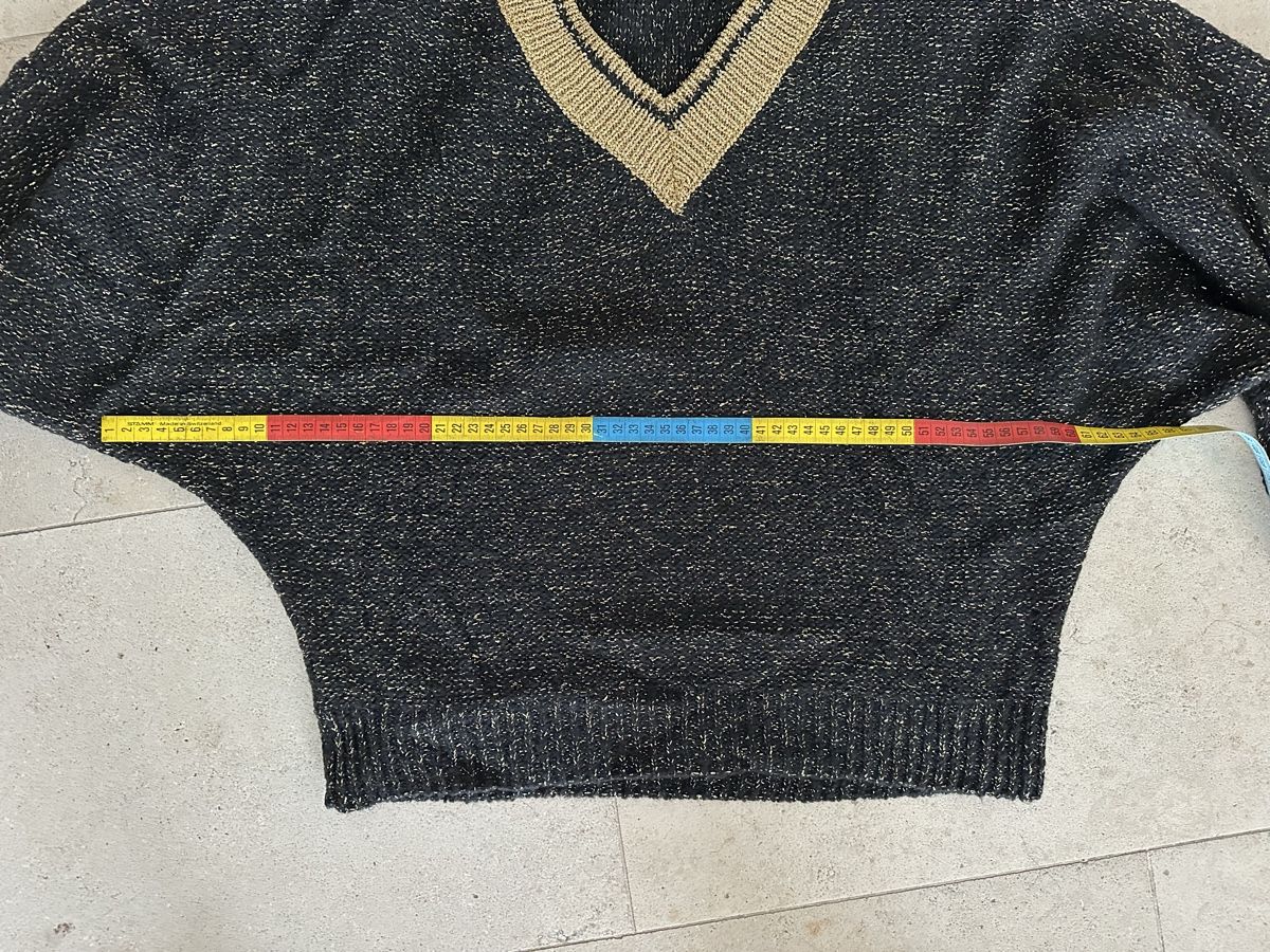 Maglioni & Felpe: Gaëlle Paris Pullover V-Ausschnitt Schwarz Gold Groesse 3 – Usato da Buchs SG venduto da Sunie 1