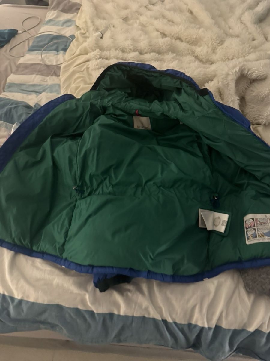Moncler Vestes & Manteaux: Moncler Jacke – D'occasion à Turgi par ide_9dnd 2