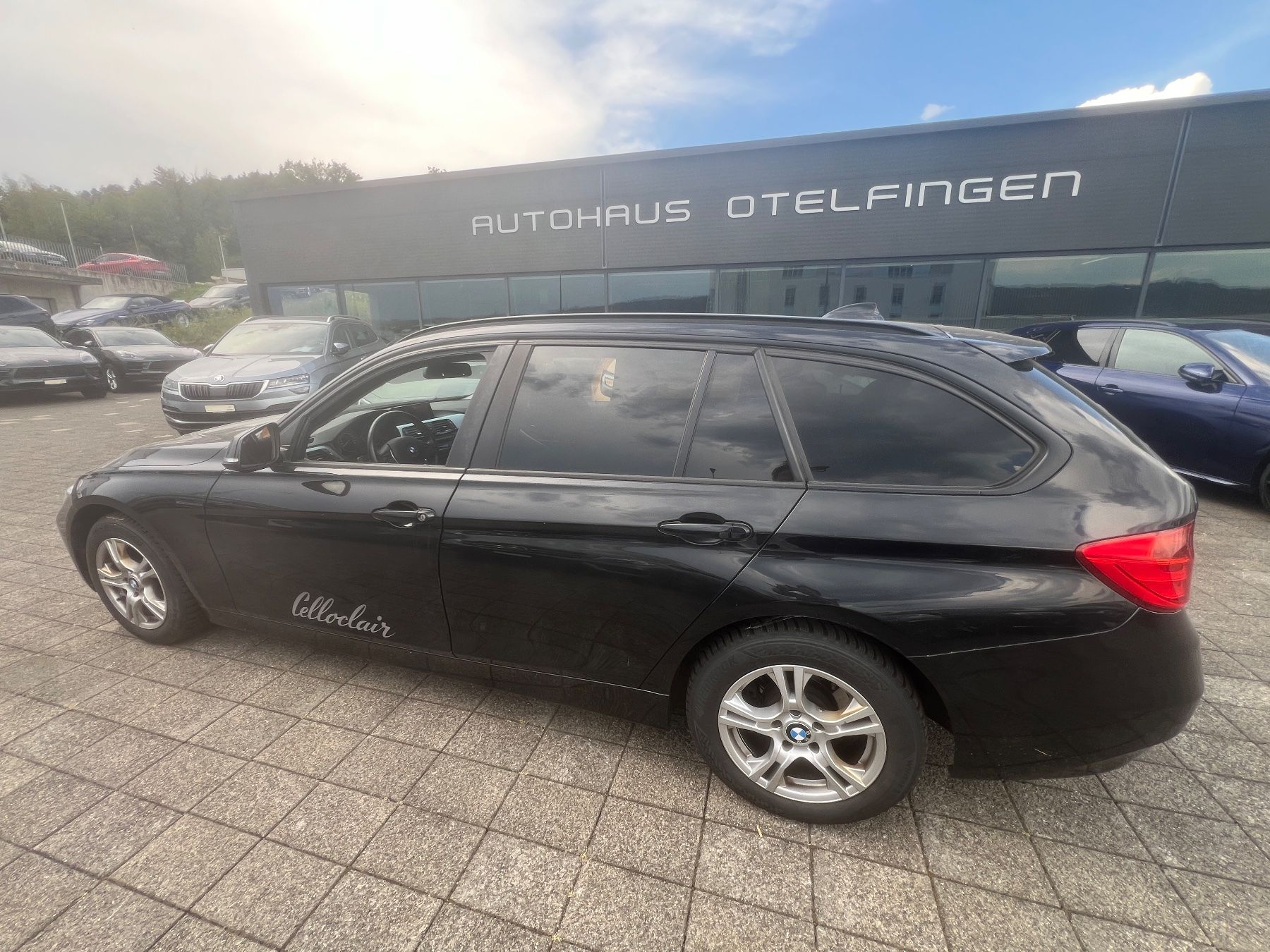BMW Automobili: BMW  320 i Kombi xDrive – Difettoso da Otelfingen venduto da hof74
