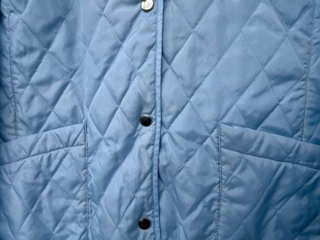 Giacche: Leichte hellblaue Steppjacke – Usato da Ottikon venduto da lo99 2