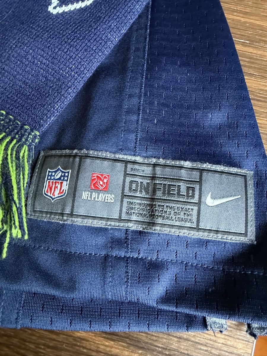 Lotti di vestiti: Seattle Seahawks Set: Shirt, Schal und Cap – Nuovo (secondo la descrizione) da Sursee venduto da ste_zr96 6