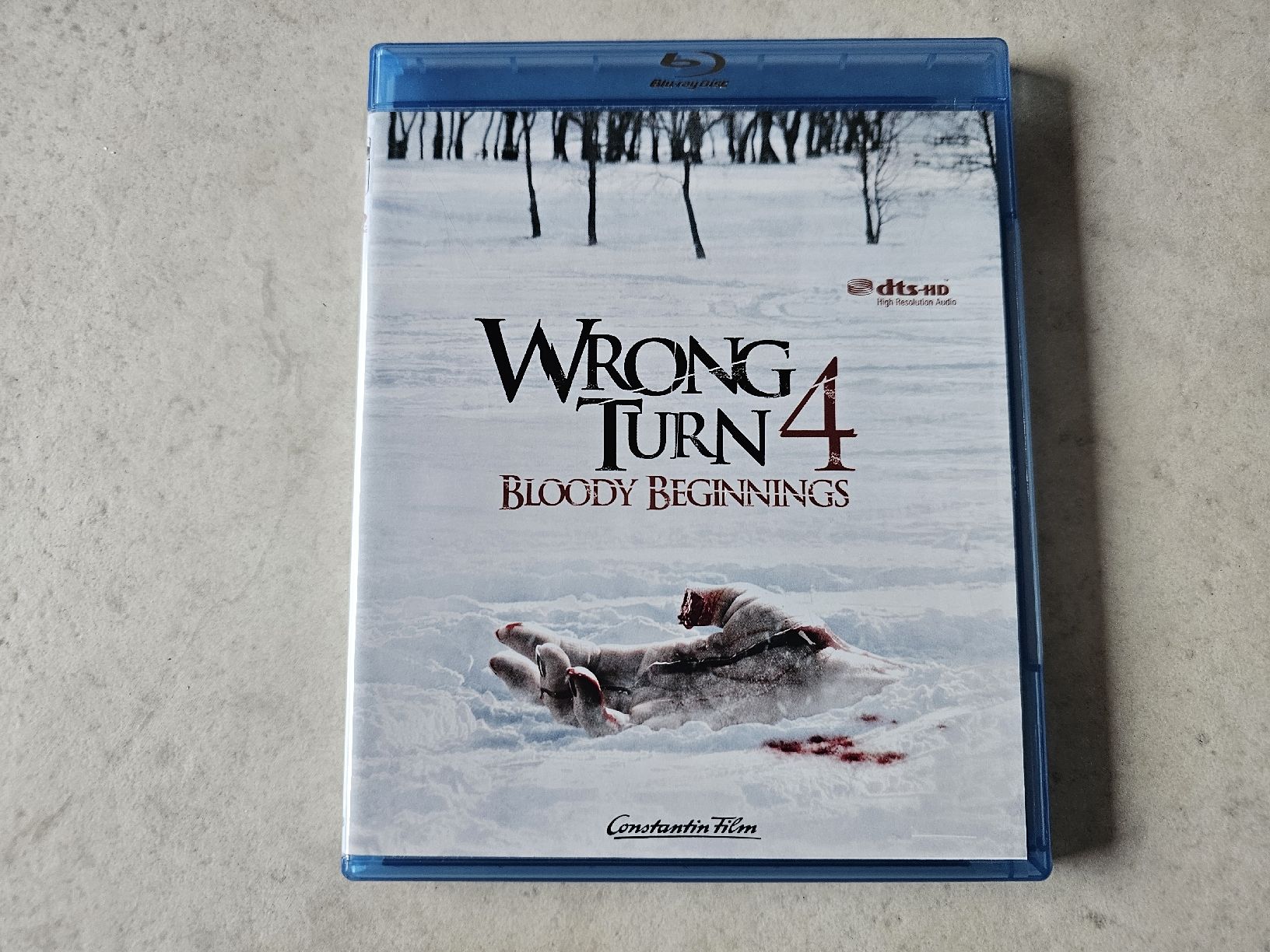 Alle DVDs: Wrong Turn 4  -  Bloody Beginnings  /  Bluray – Gebraucht aus Schneisingen von backstore24