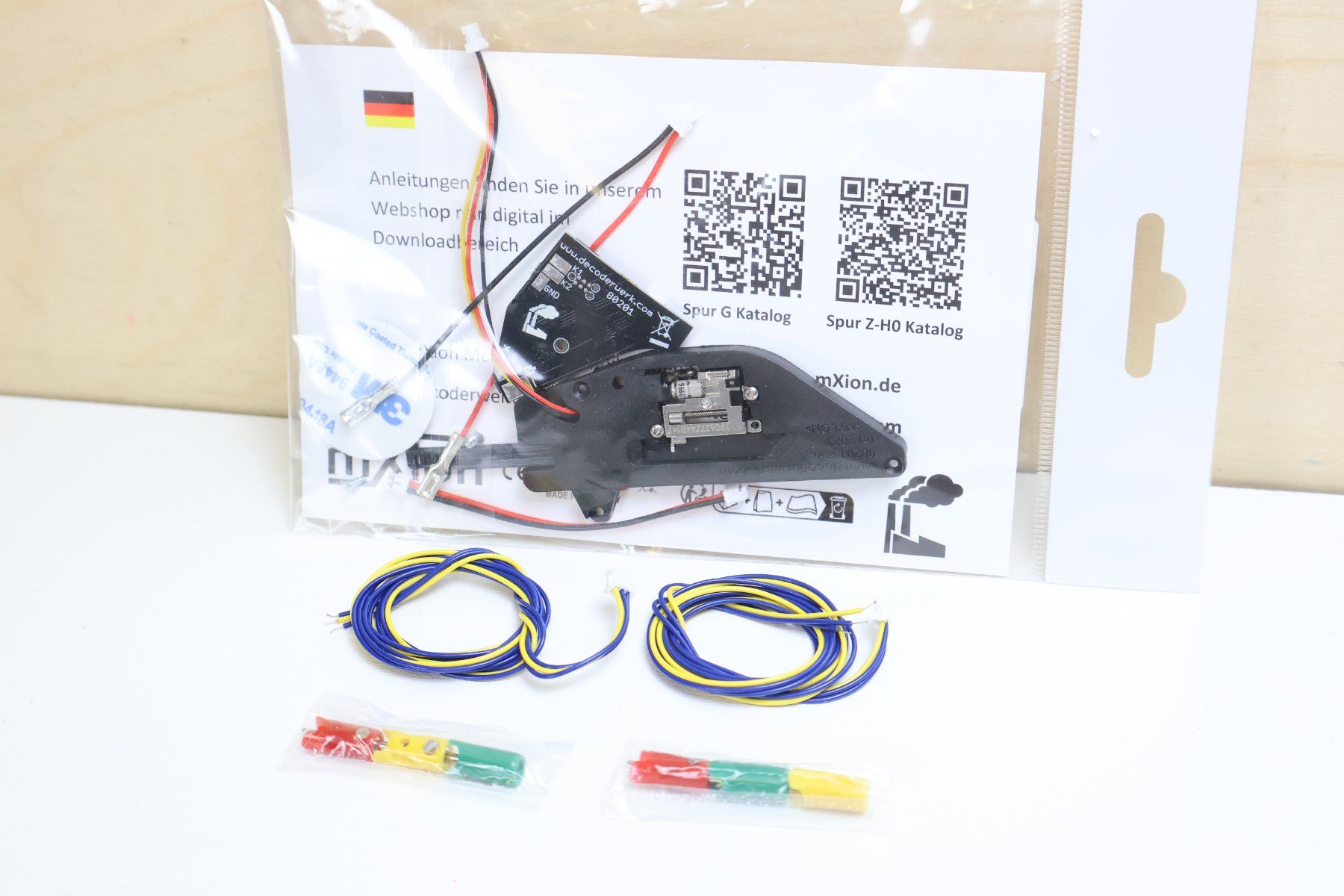 Märklin Modellini di ferrovie: Für Märklin El. Weichenantrieb + Decoder H0 C-Gleis - Neu – Usato da Winterthur venduto da Monstera 2