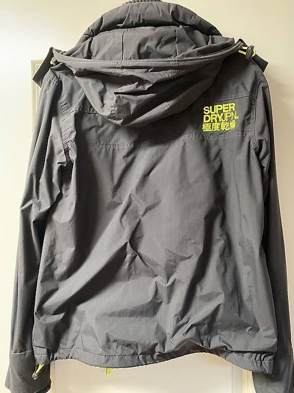 Giacche: Super Dry Jacke – Usato da Beinwil am See venduto da Muffin-Queen7 1