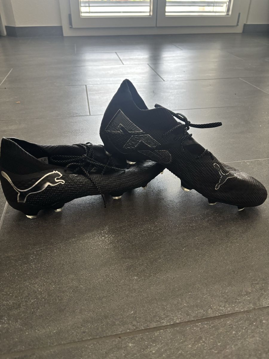 Puma Scarpe da uomo: Fussballschuhe – Nuovo (secondo la descrizione) da Steg im Tösstal venduto da rau_y5b2