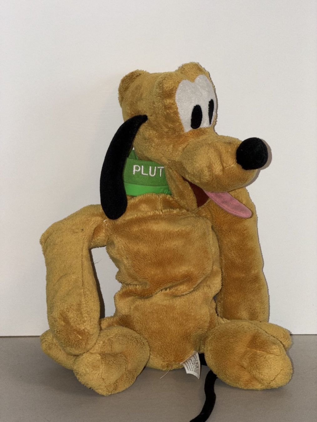 Disney Giocattoli: Disney Pluto Plüschtier – Usato da Oberrohrdorf venduto da Schuegu33 3