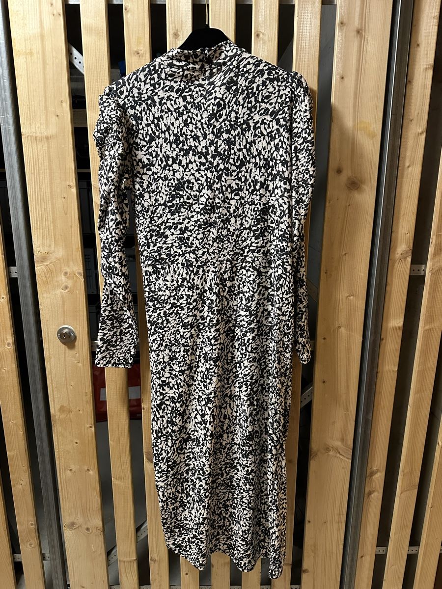 H&M Vestiti: Kleid H&M Gr.L – Usato da Uster venduto da staernli4 3