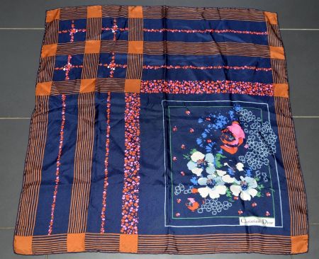 Seidentuch / Foulard en soie Christian Dior