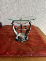 Duftlampe aus Metall und Glas