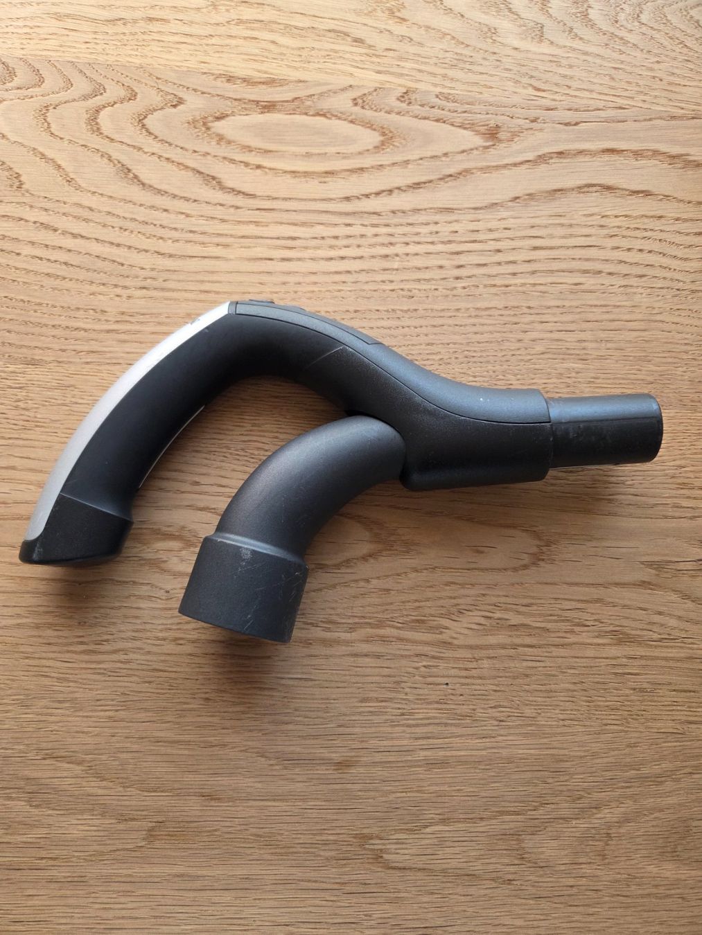 Miele Aspirapolveri & Accessori: Miele Griffrohr mit Funk-Sender – Usato da Winterthur venduto da trise80