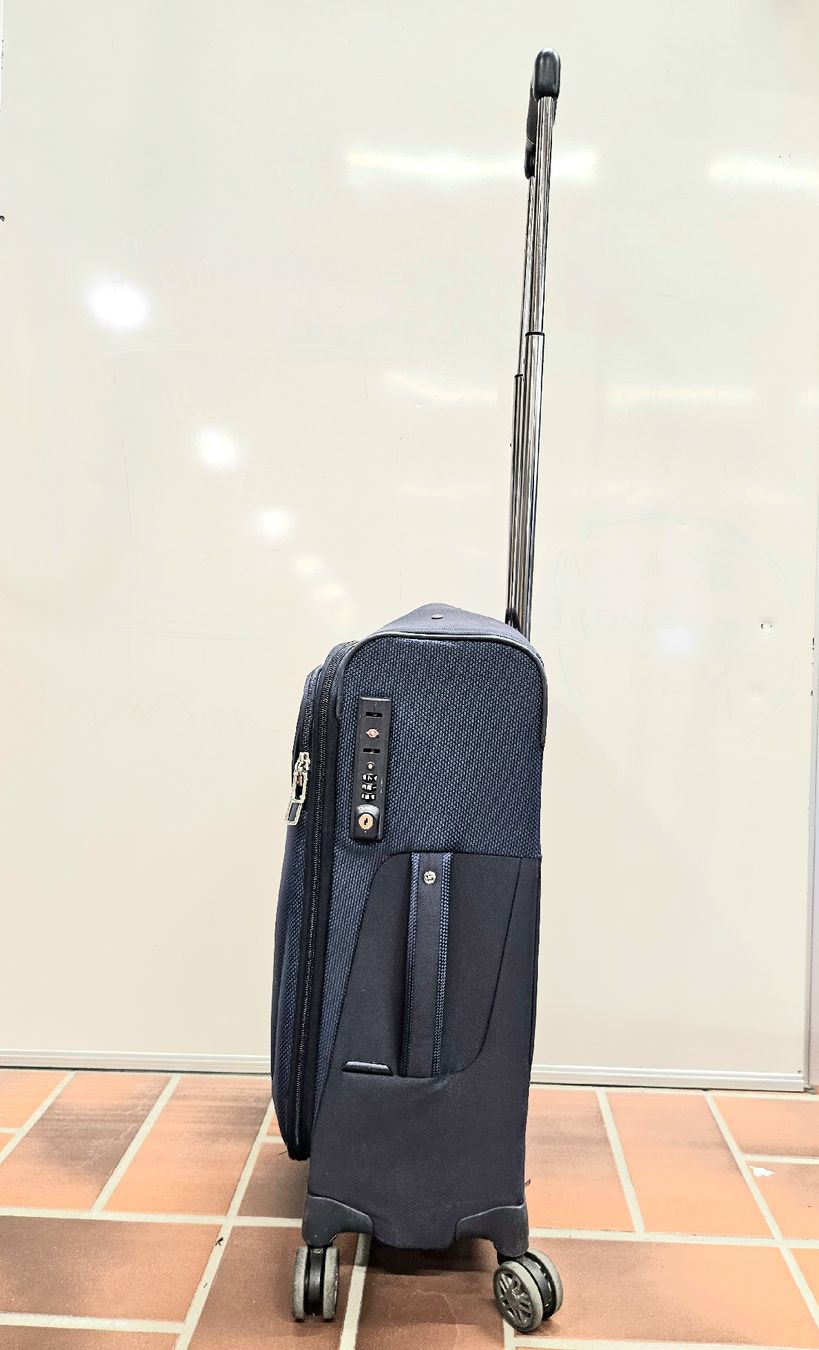 Samsonite Valigie: Samsonite B-Lite Icon Spinner 63/23 55-62L trolley bag – Usato da Genève venduto da zeroday 3