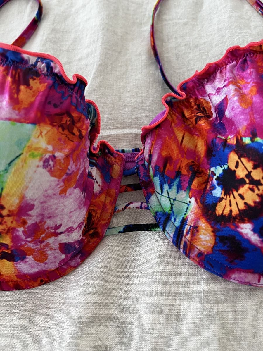 Badekleider & Bikinis: Bikini Oberteil Beldona – Neu und originalverpackt aus Rorschach von lvi_p29s 3