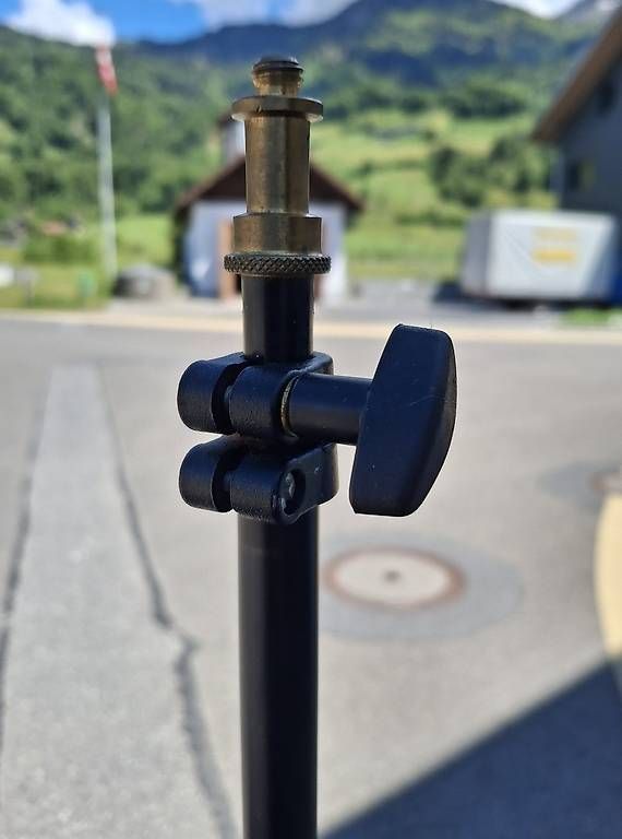 Treppiedi & Teste: Vintage Manfrotto Studio Stativ schwarz – Usato da Rüti ZH venduto da Liliane_market 1