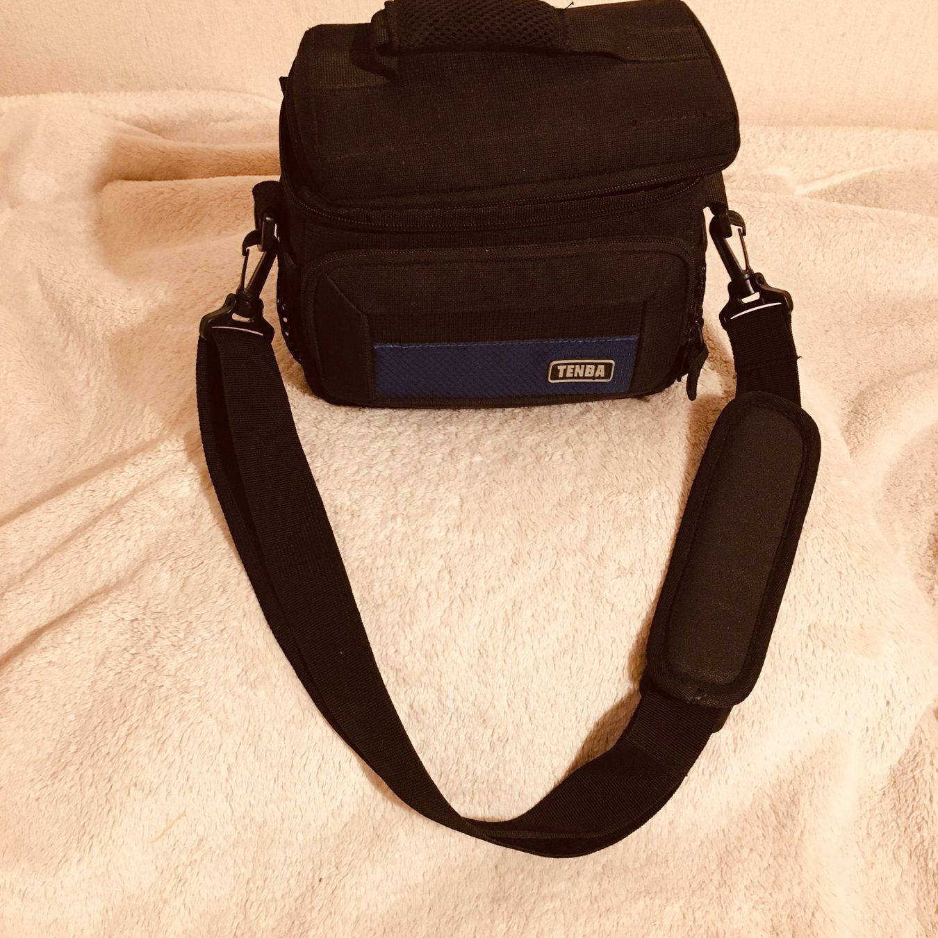 Taschen: Sac appareil photo – Gebraucht aus La Tour-de-Peilz von Halltal 3