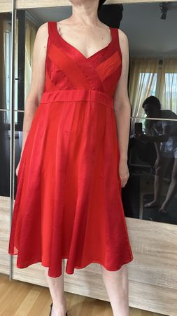 Robe Jasper Conran rouge taille 16 soie neuf