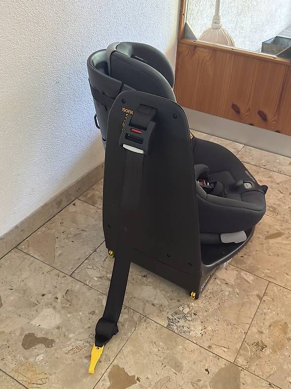 Seggiolini per auto: Maxi Cosi Kindersitz drehbar – Usato da Trübbach venduto da ueakcay 2