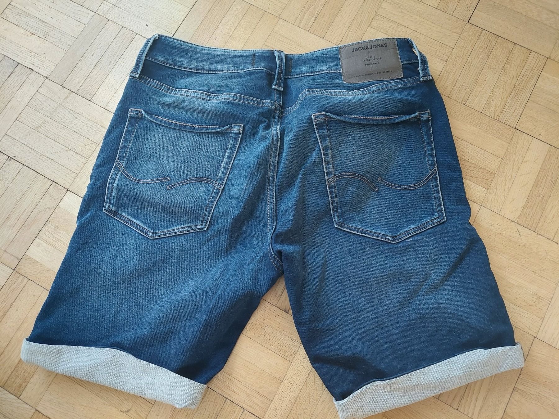 Jack & Jones Jeans: kurze Jeans👖Hose Shorts – Gebraucht aus Unterbäch VS von Nifadi 1