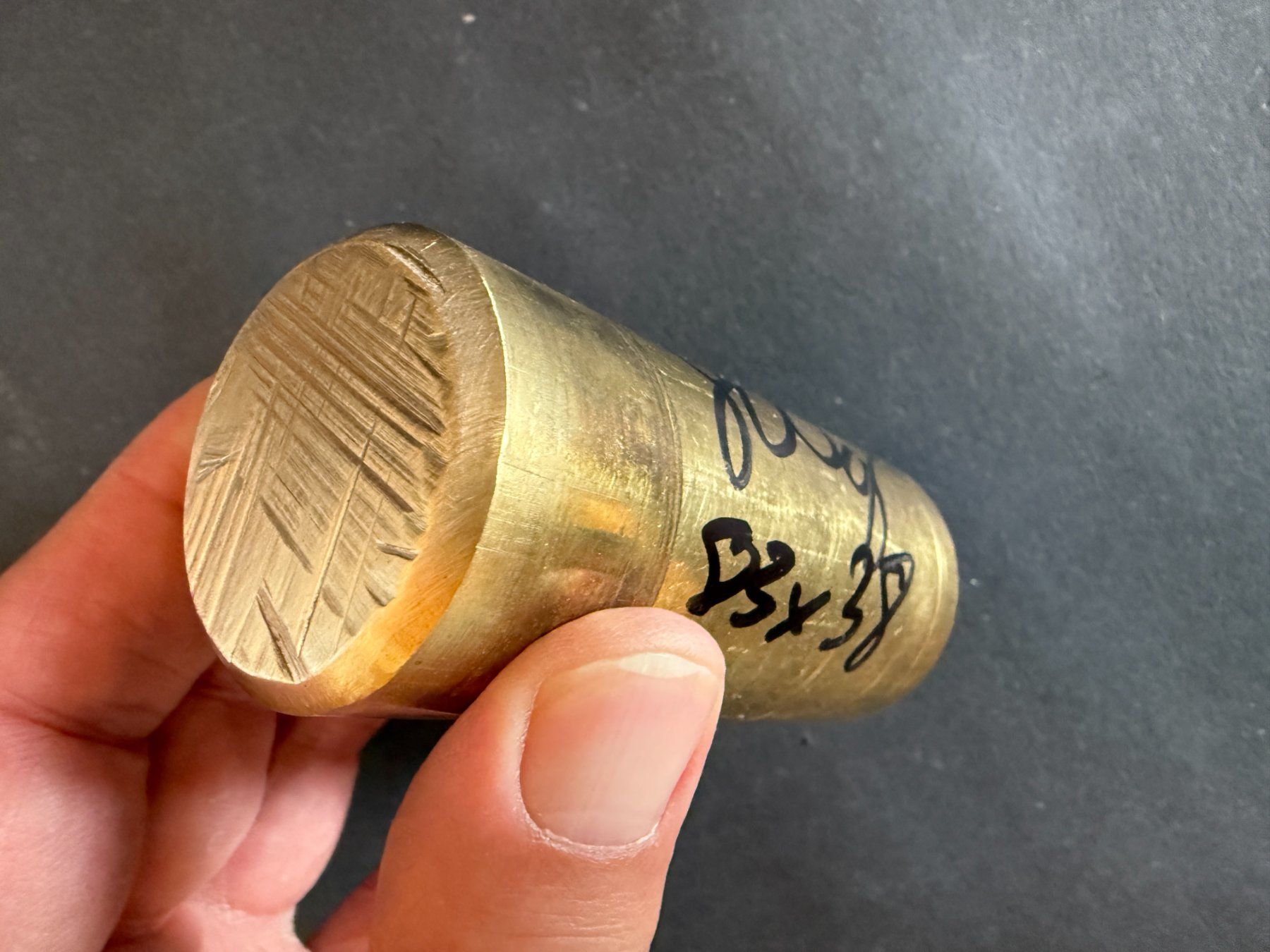 Servierplatten: Messing-Stange, 83 x 38 mm, 800 g – Gebraucht aus Lützelflüh-Goldbach von Napfnugget01 2