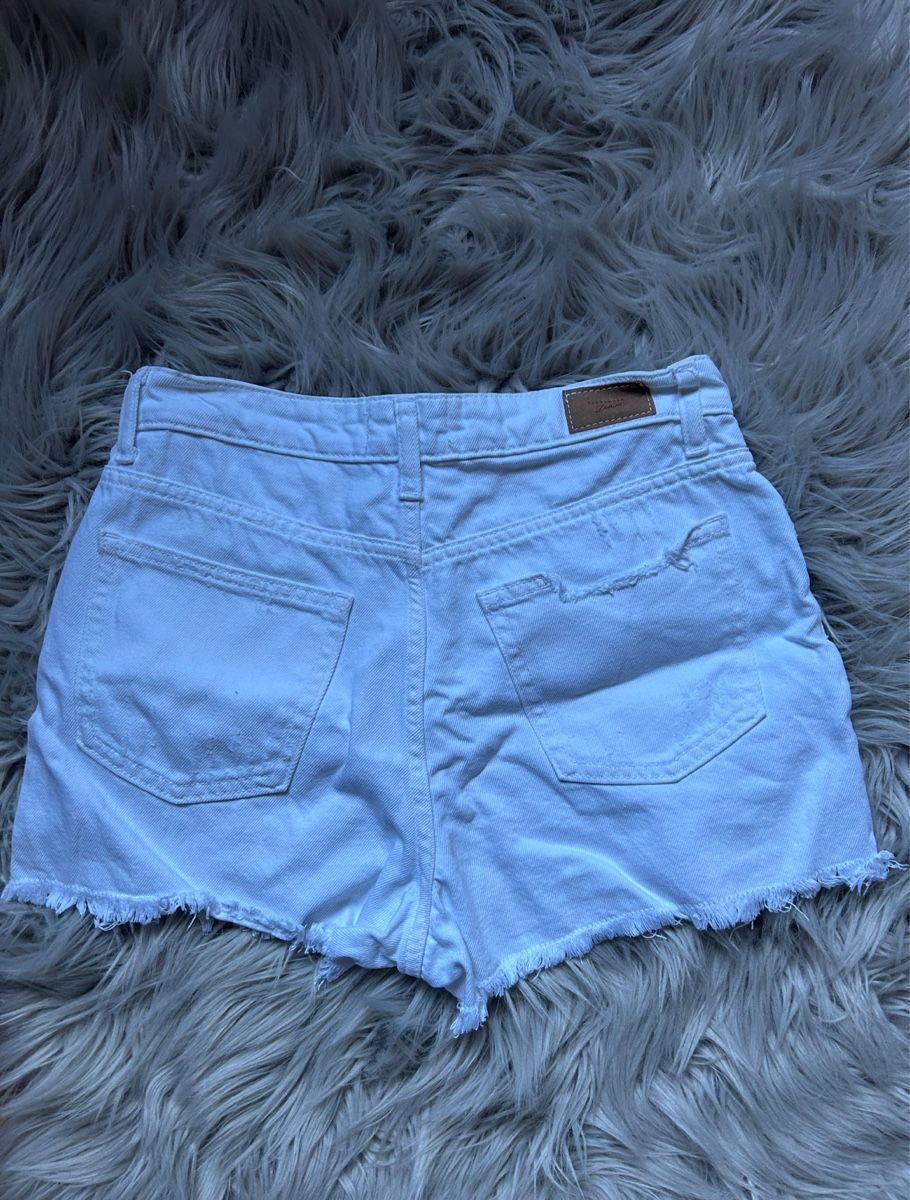 Jeans: Shorts di jeans bianchi – Gebraucht aus Vicosoprano von kik_hb7f 1