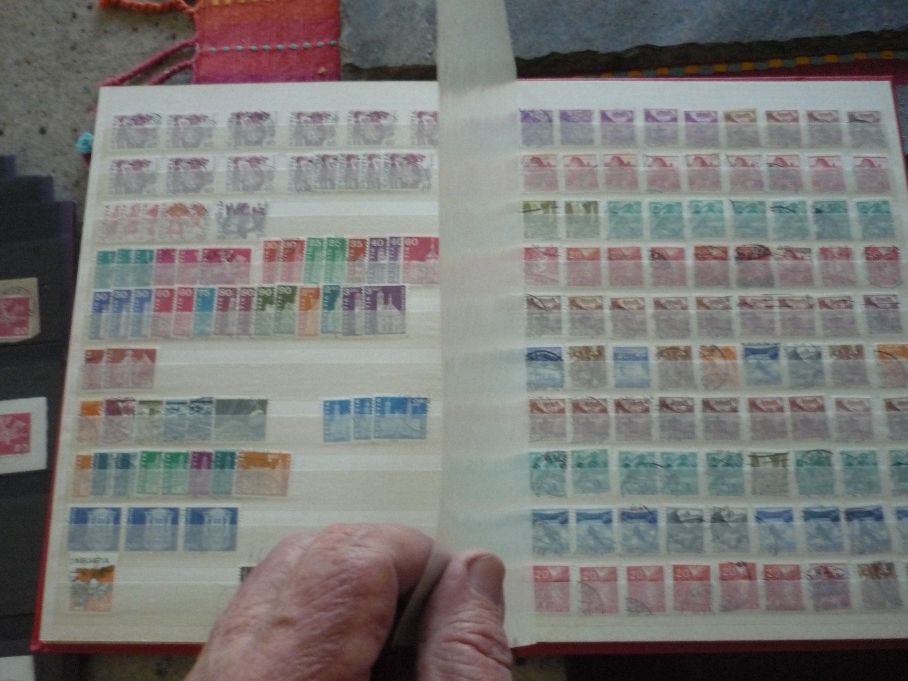 Tutti i francobolli: Briefmarken Schweiz – Usato da Langnau i. E. venduto da Laendu7000 7