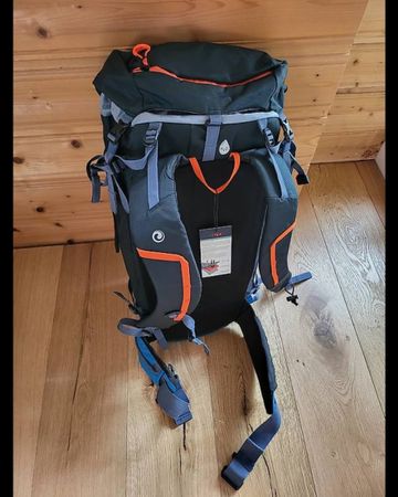 Sherpa Rucksack 32l NEU