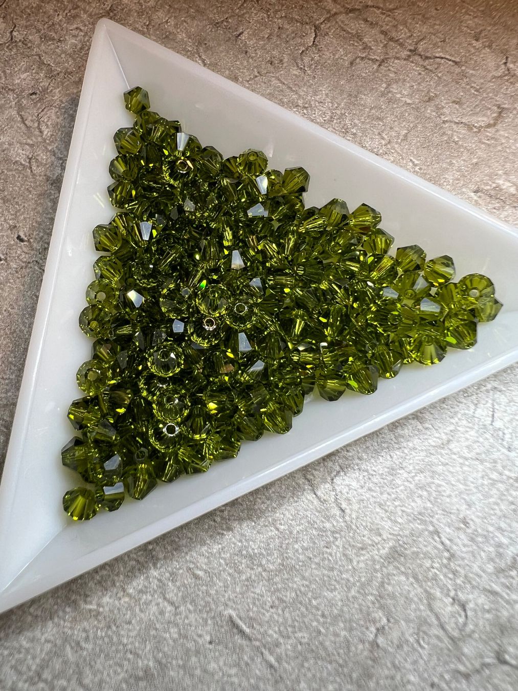 Perles (synthétiques): Swarovski Perlen 4 mm, 25 Stück / Set – Neuf avec emballage d'origine à Stein AG par Anastasia_Asya 1