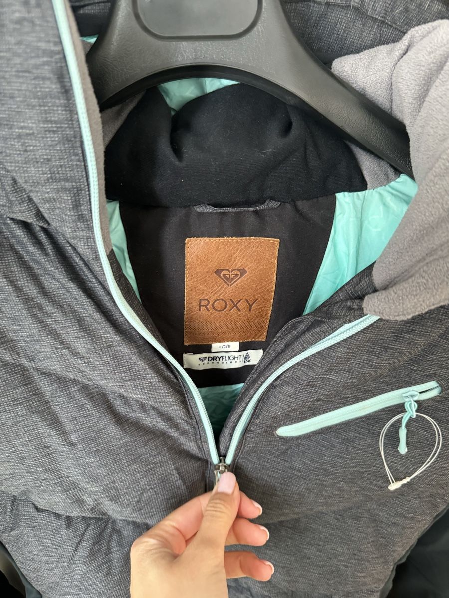 Roxy Sci: Roxy Skijacke daunen – Usato da Steffisburg venduto da mad_t865 2