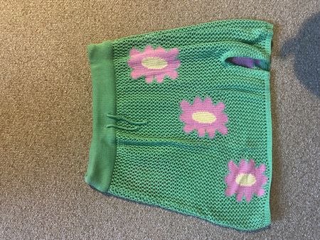Gonna estiva verde con fiori rosa, taglia M, come nuova!