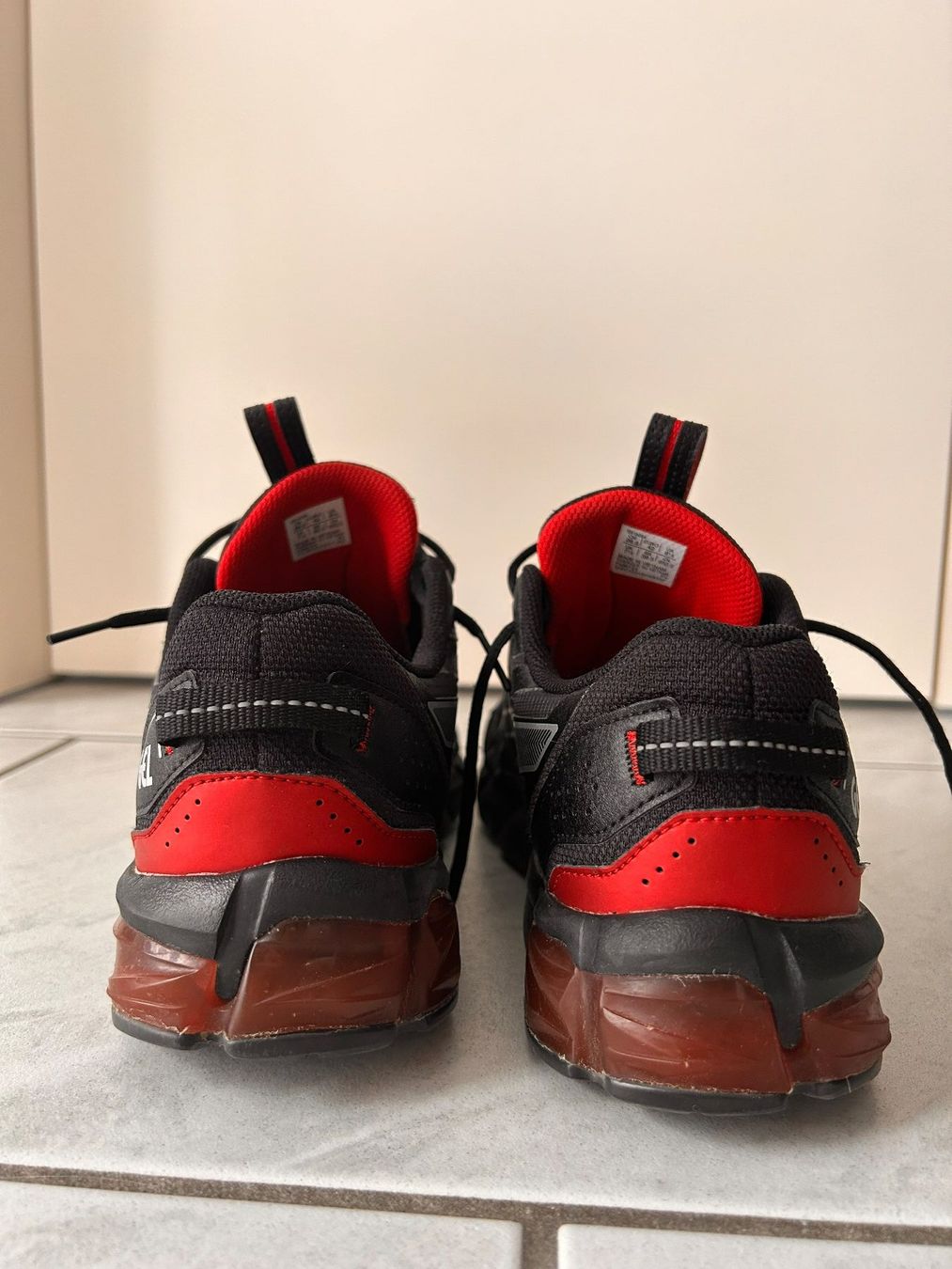 Asics Scarpe da uomo: Asics Gel Quantum 180 – Usato da Toffen venduto da dis_9tlf 2