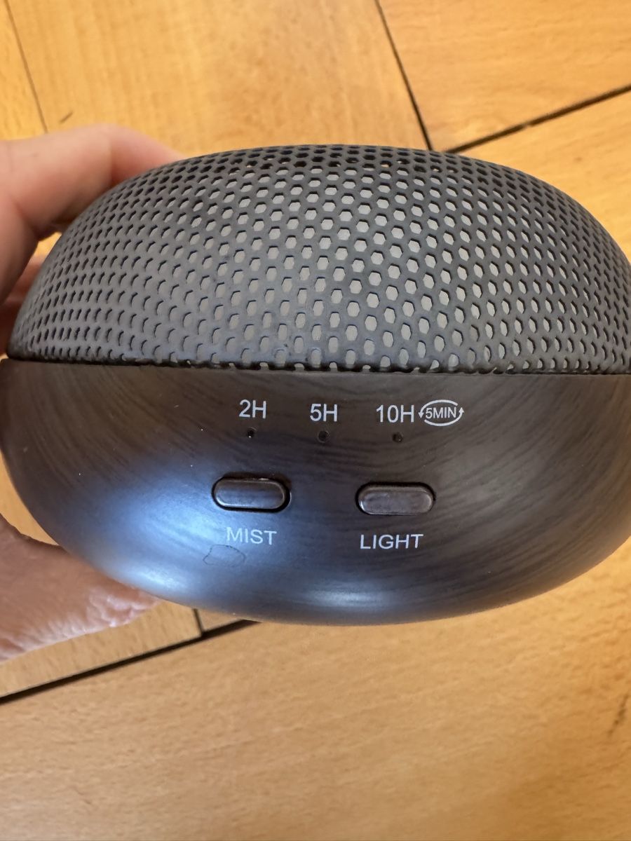 Doterra Diffusori di oli essenziali: doTERRA Diffuser in dunkler Holzoptik – Usato da Zürich venduto da 411osmanbey 1