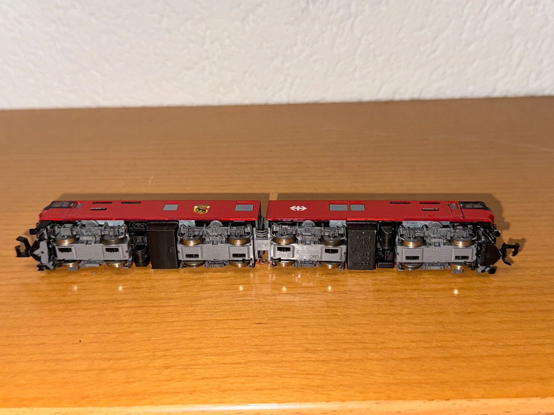 Modellini di ferrovie: Tomix Elektrolok EH500 ,  Version mit Bern Wappen – Usato da Kaiseraugst venduto da winnetou04 5