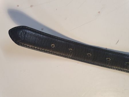 Ledergürtel schwarz mit Lederschnalle 92 cm