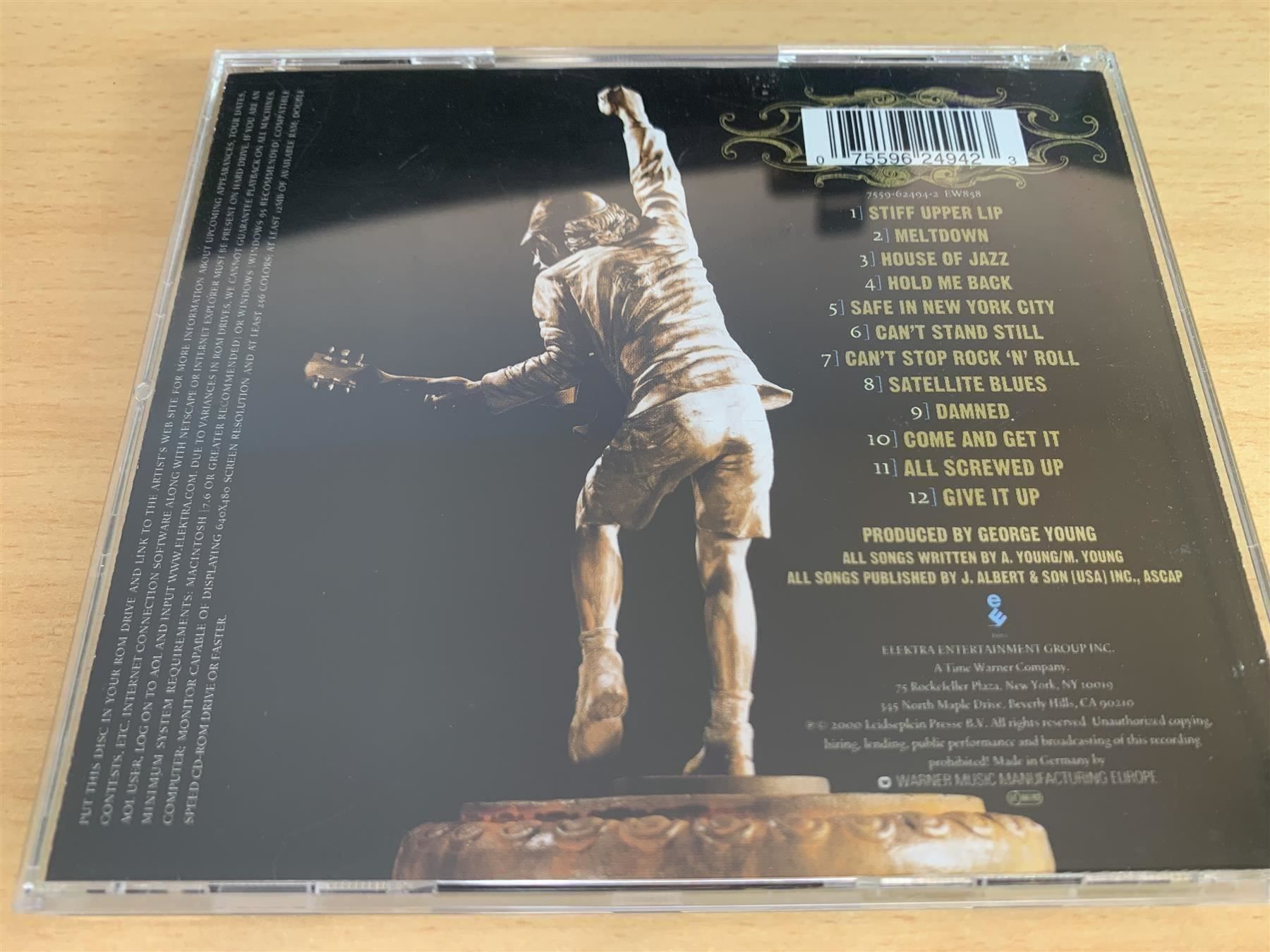 CD: AC/DC – Stiff Upper Lip – Usato da Rikon im Tösstal venduto da Alpenmutz 1