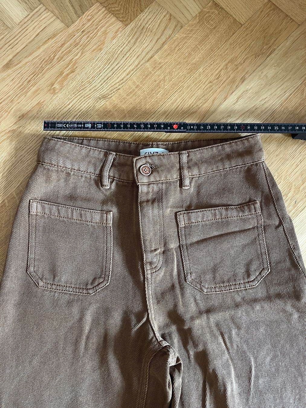 Pantaloni: FIVE Damen Hose braun 100% Lyocell – Usato da Zürich venduto da bretxo 4
