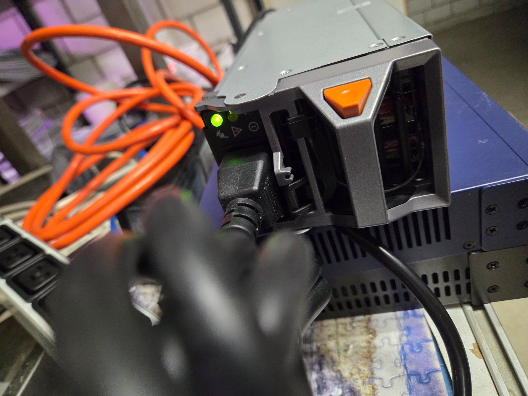 Dell Server: Netzteil Dell C2700A-S0 2700W PowerEdge M1000e – Gebraucht aus Zürich von Alibaba1234 1