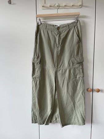 ZARA Midirock Cargo mit Leinen (Gr. XS) – Salbeigrün