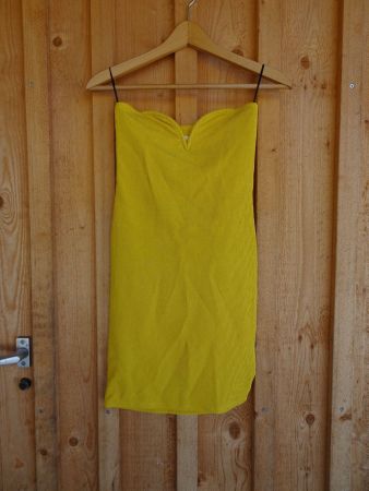 Süsses gelbes trägerloses H&M Mini - Kleid Gr. XS - 220811