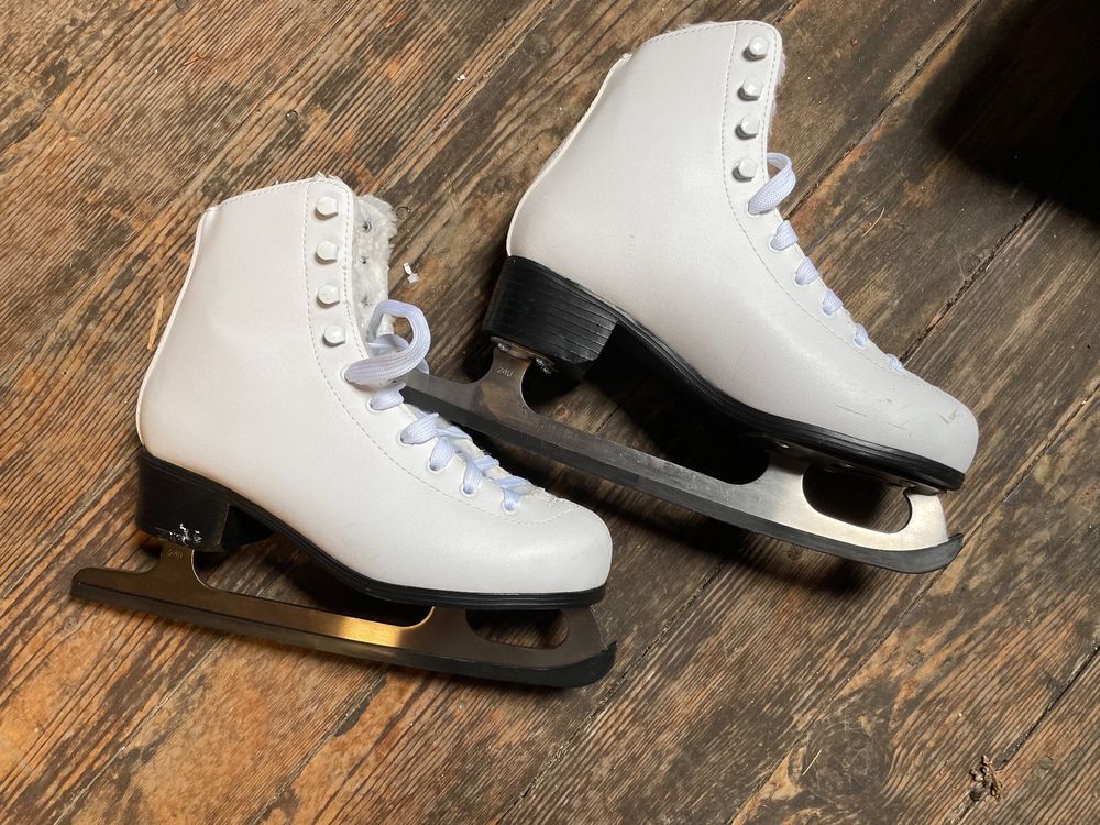 ice skating boots size 37 excellent condition Kaufen auf Ricardo