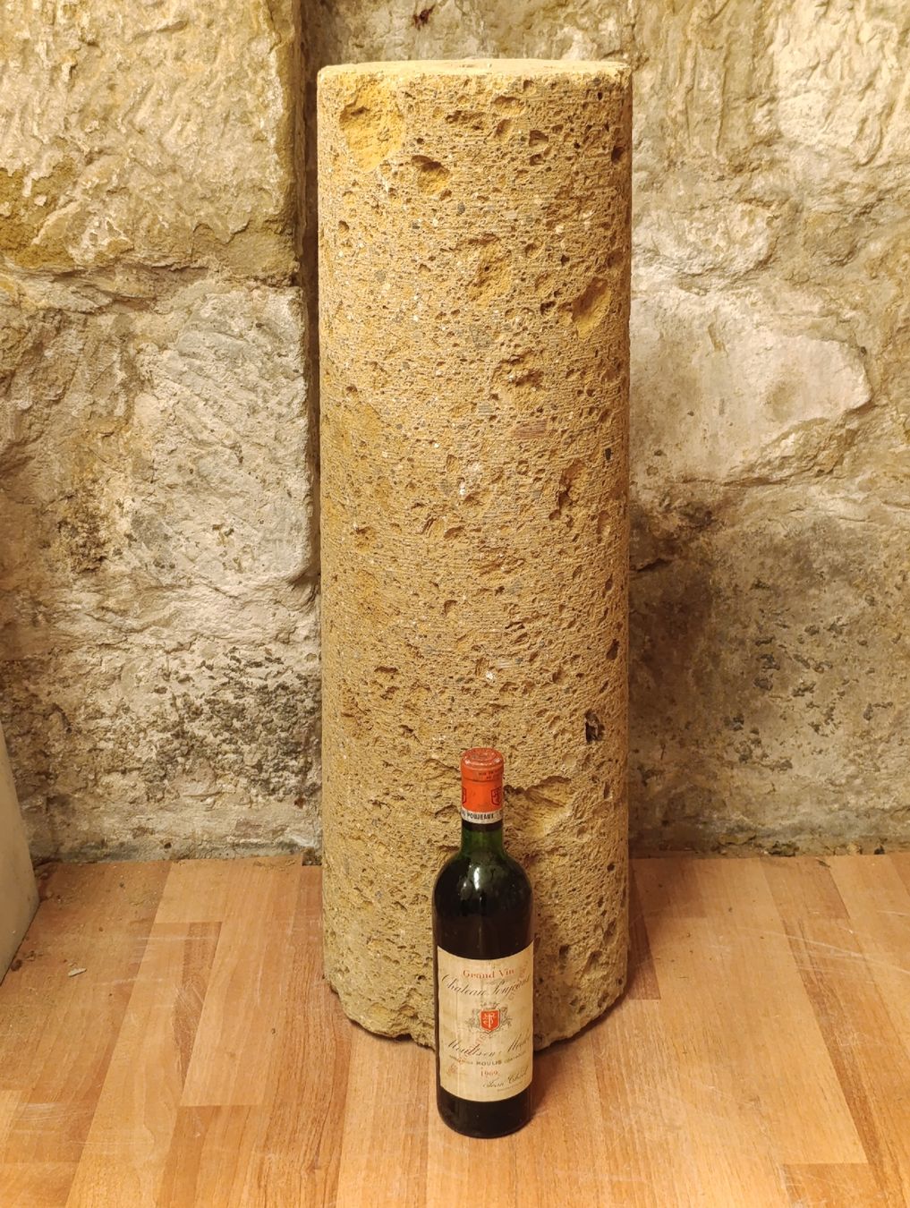 Sculture & Statue: Historische Säule aus Naturstein  – Usato da Hochfelden venduto da Relict
