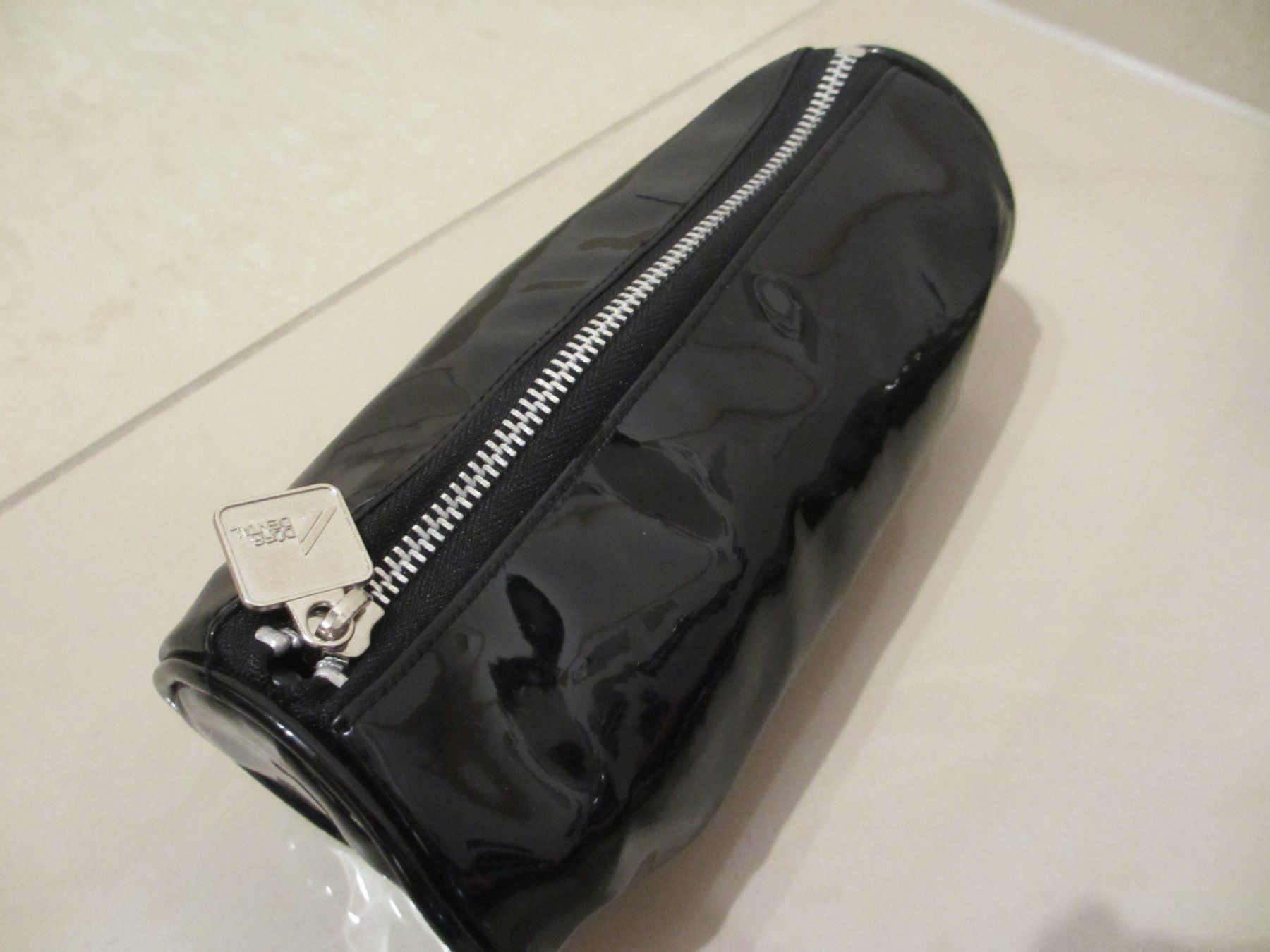 Schüler-Etuis: Etui - Lack Optik – Neu (gemäss Beschreibung) aus Herisau von fan_h9qj