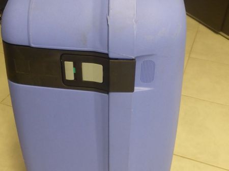 VALISE DELSEY BLEUE (grande valise ) Env. 55 X 72 X 22