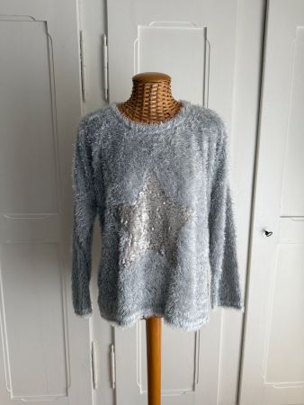 Pullover flauschig mit Pailletten-Stern M