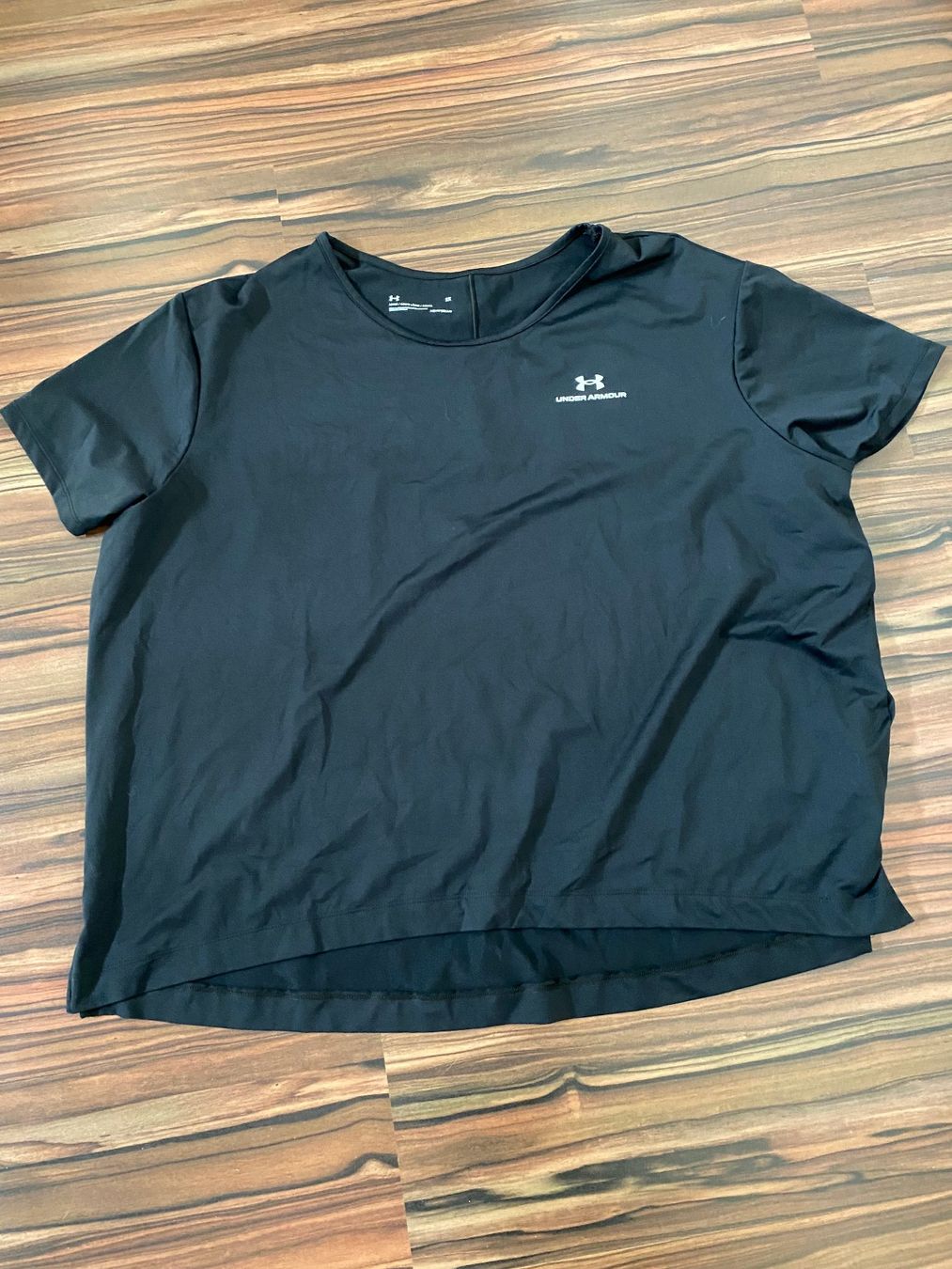 Under Armour T-shirt: Funktions Shirt von Under Armour ca Gr. 48/50 – Usato da Zollikofen venduto da Maria_verena