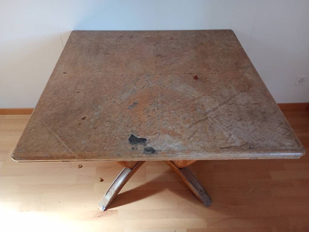 Tavoli: Tisch – Usato da Gelterkinden venduto da leo_9z8m 1