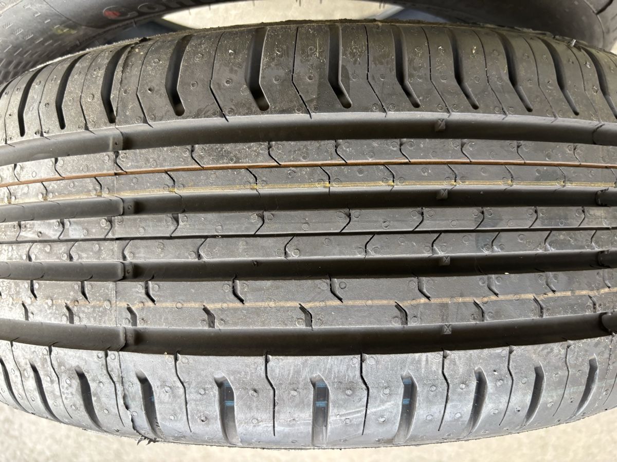 Continental Pneus & Roues: 2x Conti 25/60 R16V – Neuf avec emballage d'origine à Zug par Deks 4