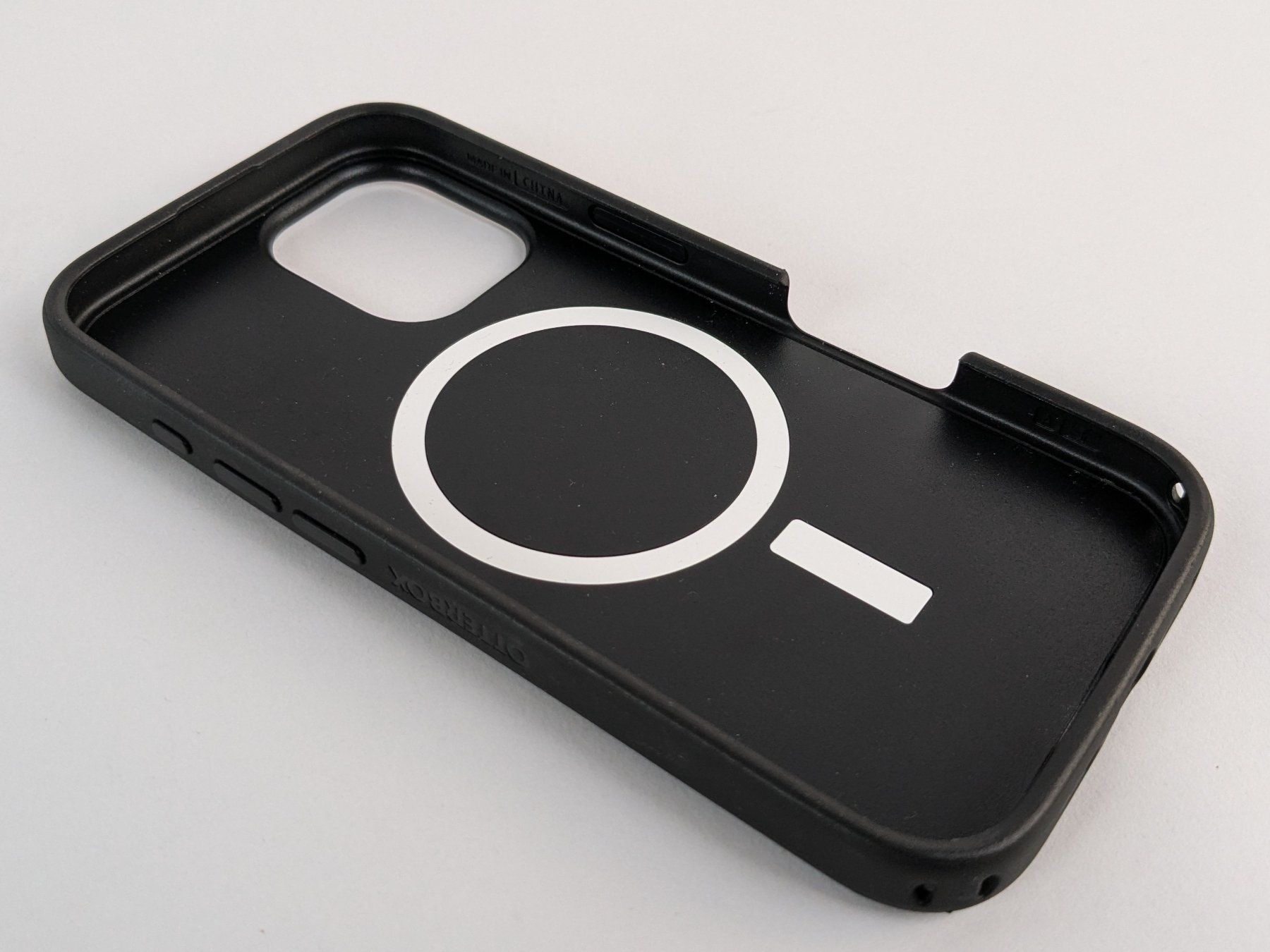 OtterBox Cover & Protezioni schermo: OTTERBOX Ultra Slim Case iPhone 16 – Nuovo (secondo la descrizione) da Dintikon venduto da Restwert_Dintikon 1