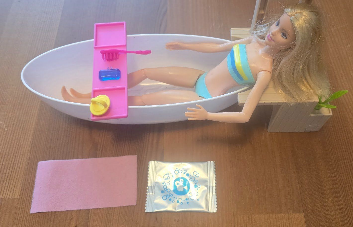 Bambole: Barbie Puppe mit Badewanne – Usato da Meggen venduto da Scollection 1