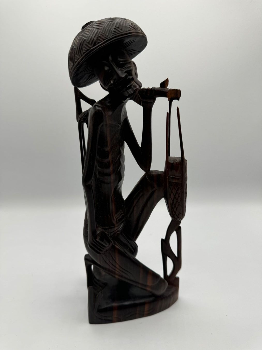 Gravures sur bois: Holzfigur – D'occasion à Sachseln par BONATI01